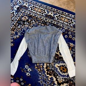 Beautiful long sleeve blouse with shoulder pads making you look more dressed up!